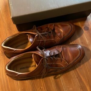 Johnston & Murphy men’s casual shoe